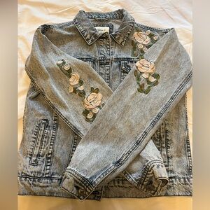 Forever 21 Acid Wash Embroidered Jean Jacket 80s style Size S